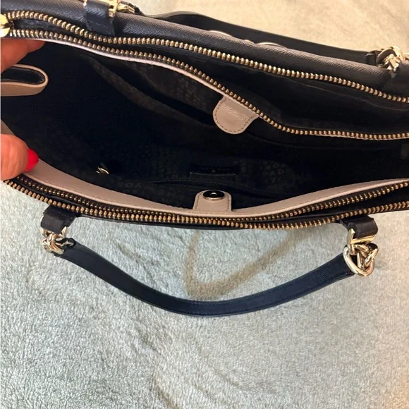 Kate Spade Large Hazel Court
Mason Bow Tie Bag - Picture 7 of 12